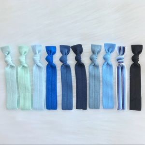 Set of blue color hair ties